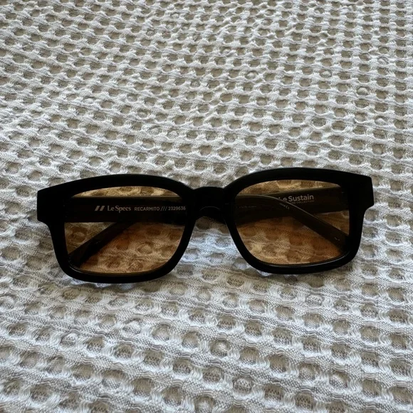 Le Specs Recarmito Sunglasses - Picture 1 of 2